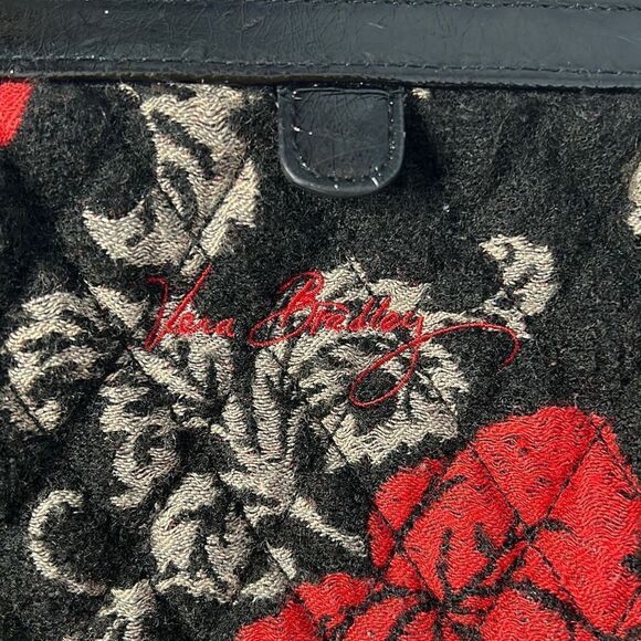 Vera Bradley Floral Quilted Clutch Wristlet Vintage - Picture 2 of 9